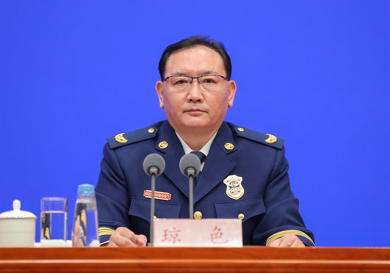 处女被操网站应急部党组成员、消防救援局局长琼色出席新闻发布会